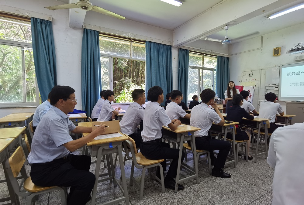 0ca6a29acf2d415ba59bd8030f7ef383.jpg